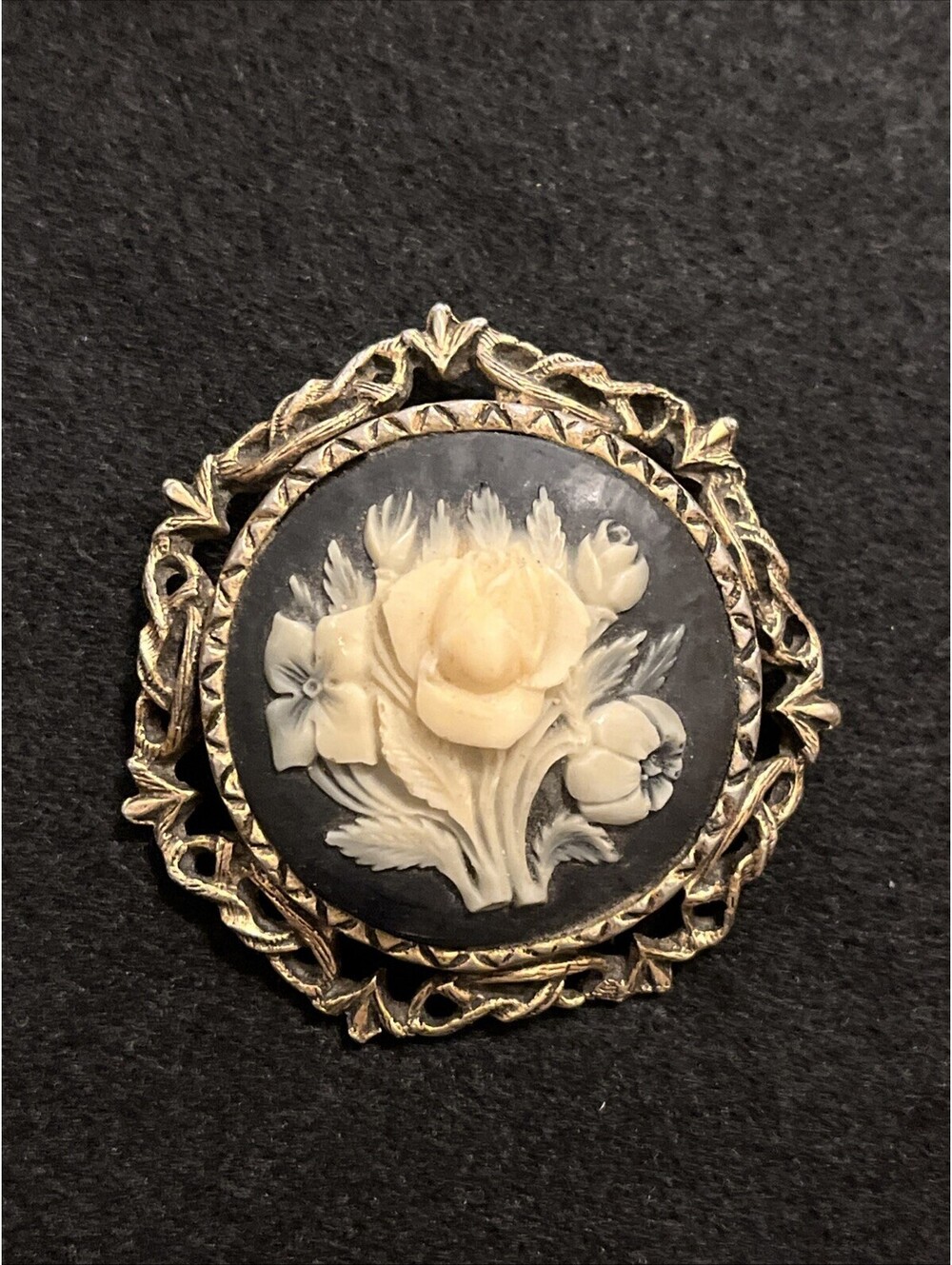 Vintage Gold-Tone Cameo Pin Brooch W/ White Floral Enamel